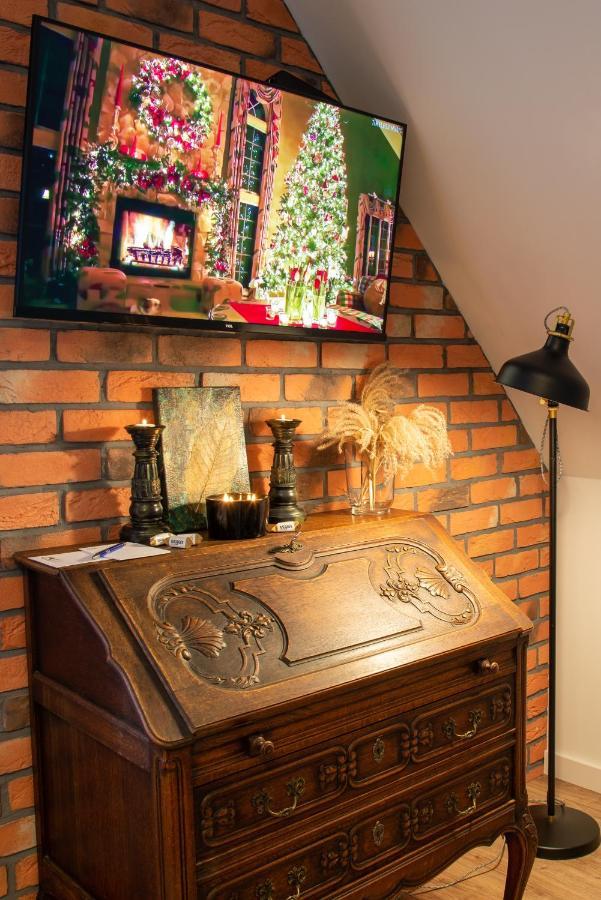 Dluga 66 Attic Apartment กดัญสก์ ภายนอก รูปภาพ