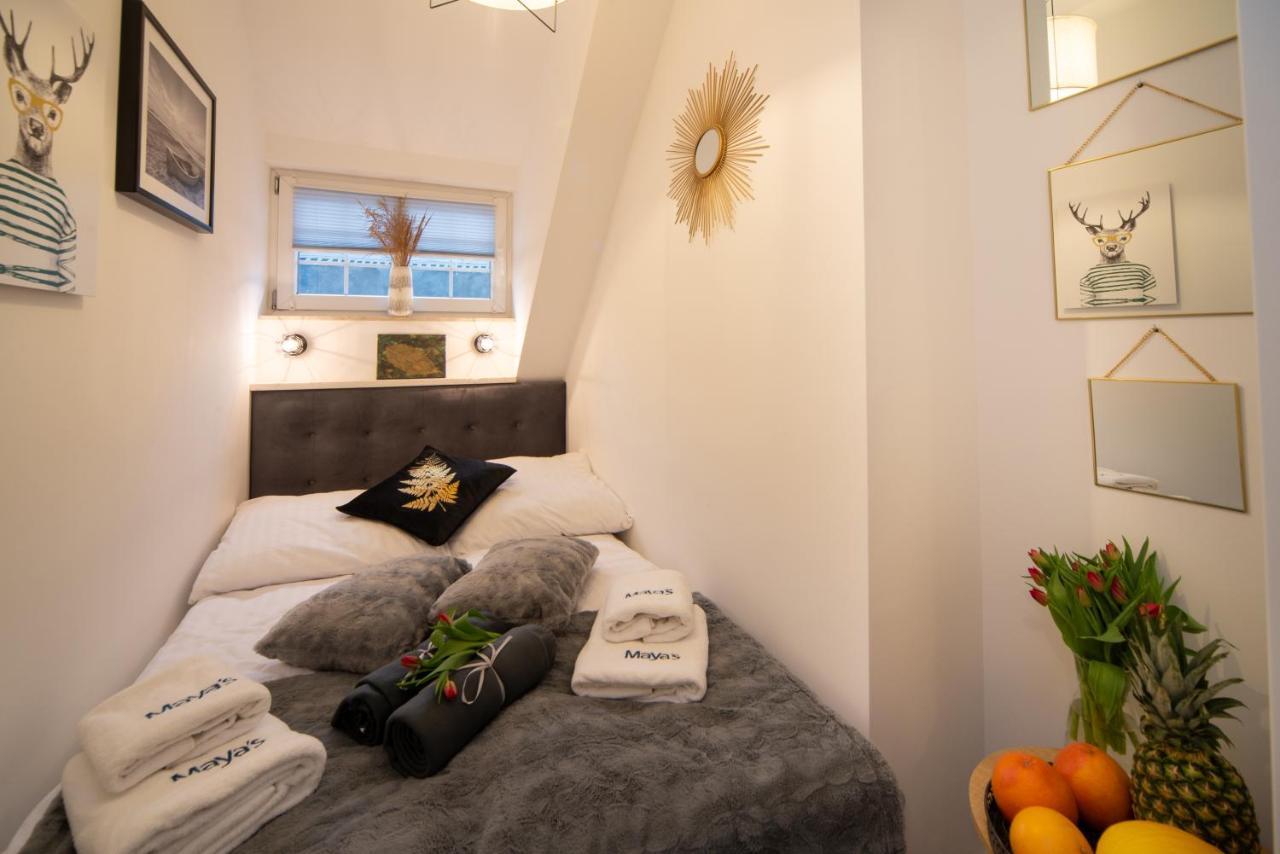 Dluga 66 Attic Apartment กดัญสก์ ภายนอก รูปภาพ