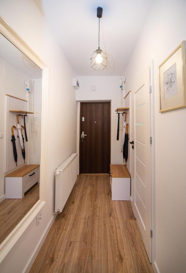 Dluga 66 Attic Apartment กดัญสก์ ภายนอก รูปภาพ