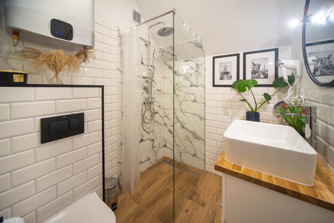 Dluga 66 Attic Apartment กดัญสก์ ภายนอก รูปภาพ