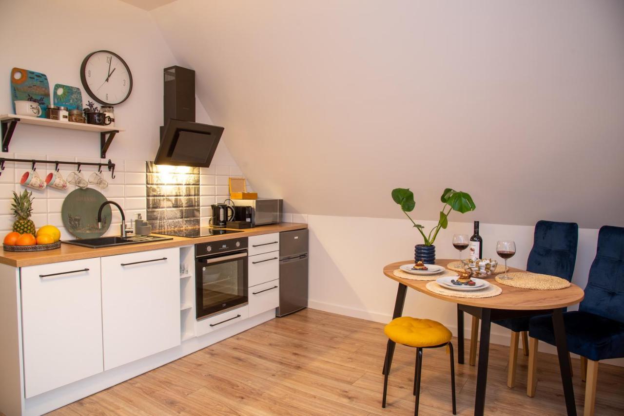Dluga 66 Attic Apartment กดัญสก์ ภายนอก รูปภาพ