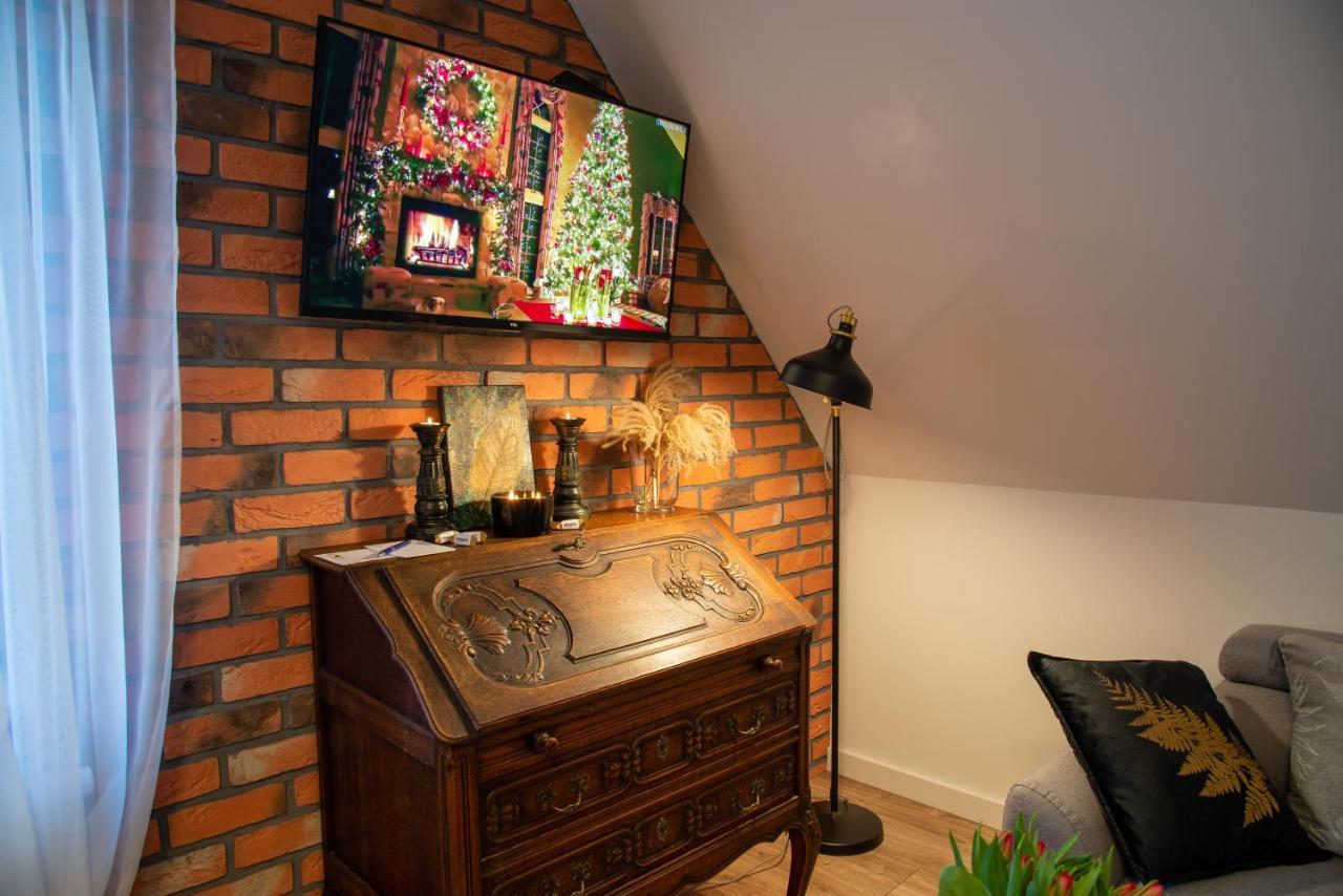 Dluga 66 Attic Apartment กดัญสก์ ภายนอก รูปภาพ